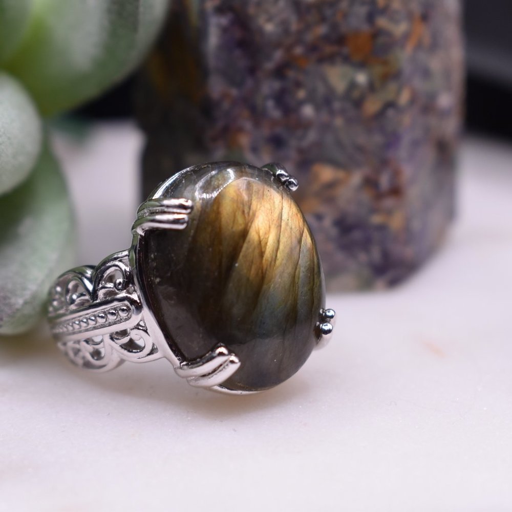 Malagasy Labradorite Ring